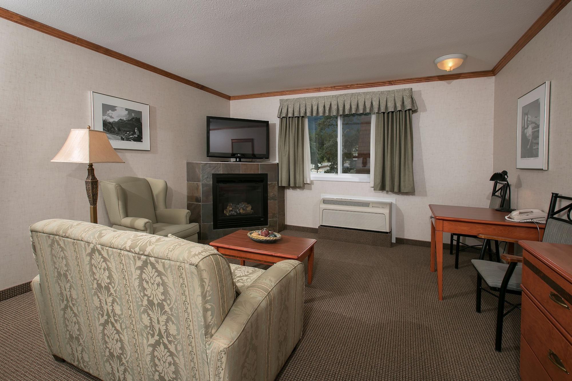 Mount Robson Inn Джаспър Екстериор снимка